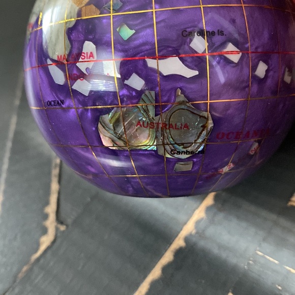 🌎World🌍Globe Paperweight🌏 - Picture 9 of 11